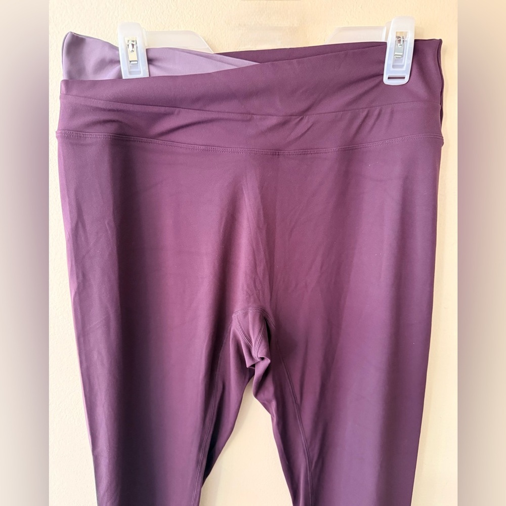 HALARA Women’s Leggings, Crossover 2-Tone Waist, size XL, colors Plum and Lilac - Picture 2 of 8